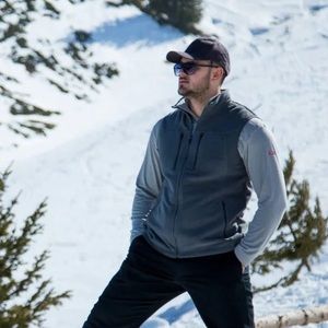 Scottevest Fleece Vest NWOT